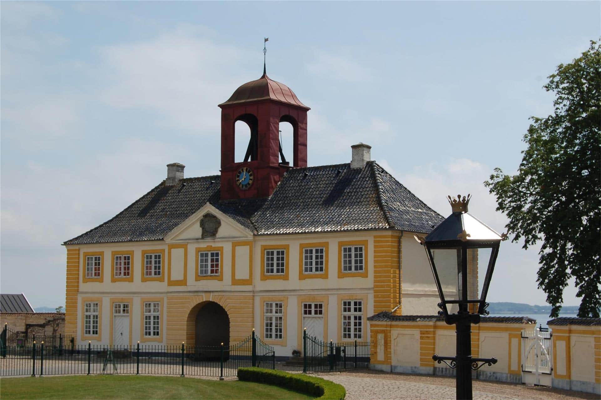 Billede 1-3 Sommerhus M68010, Slotsalleen 100, DK - 5700 Svendborg