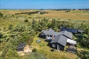 Gemütliches Ferienhaus mit schönem Garten im naturschönen Stenbjerg