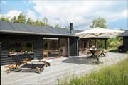 Stort kvalitetshus med spa, sauna og 350 meter til Kattegat