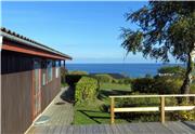 Dejligt sommerhus med havudsigt. Højt beliggende i Sandkås på Nordbornholm