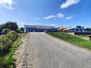 Ferienhaus mit Panoramablick auf die Ostsee und Sandvigs Charme