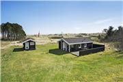 Charming holiday home in the last dune row with private path to the sea