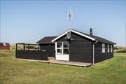 Modern and atmospheric holiday home just 200 metres from Ferring Beach
