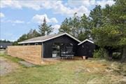 Hyggeligt sommerhus i Klitmøller med naturskønne omgivelser