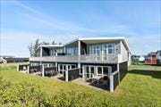 Moderne feriebolig tæt på byen og stranden i Løkken