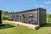 Unikt og hyggeligt sommerhus i Tinyhouse-stil nær Helberskov