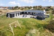 Hyggeligt sommerhus med stort anneks og udsigt til Ringkøbing Fjord