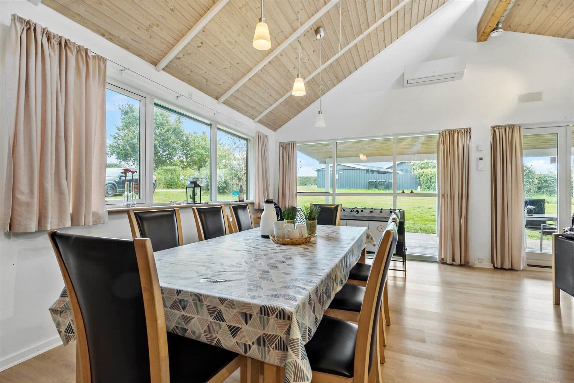 Eetkamer 1 Afbeelding 3-23 Vakantiehuis 84218, Koravej 21, DK - 8400 Ebeltoft