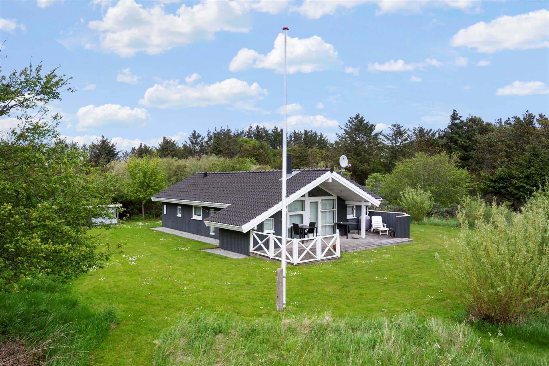 Bilde 17-177 Feirehus LK1414, Ingelisevej 6, DK - 9480 Løkken