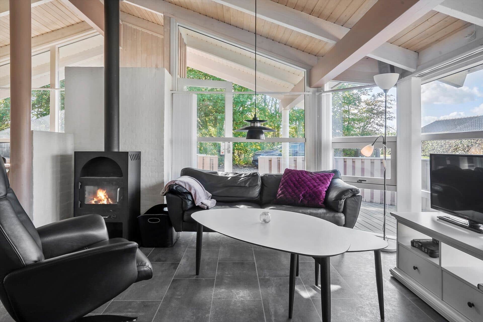 Livingroom 1 Image 3-19 Holiday-home 40518, Pøt Strandby 237, DK - 7130 Juelsminde